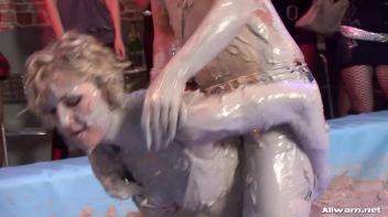 Sara vs. Lexxis Brown Screencap 25 on www.sinx.com