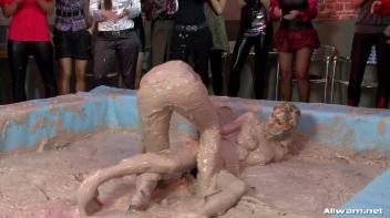 Sara vs. Lexxis Brown Screencap 36 on www.sinx.com