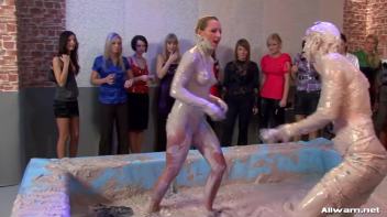 Sara vs. Lexxis Brown Screencap 54 on www.sinx.com