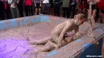 Sara vs. Lexxis Brown Screencap 59 on www.sinx.com