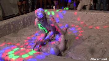 Alex Roars Her Way Through This Mud Battle! Screencap 21 on www.sinx.com