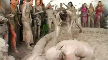 Muddy Fucking Slamdown! Screencap 84 on www.sinx.com