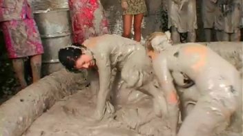 Muddy Fucking Slamdown! Screencap 13 on www.sinx.com