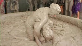 Muddy Fucking Slamdown! Screencap 60 on www.sinx.com