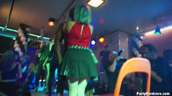 Party Hardcore Gone Crazy Vol. 37 Part 7 - Cam 3 Screencap 38 on www.sinx.com