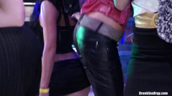 Winter Fuck Jam Part 1 - Cam 4 Screencap 59 on www.sinx.com