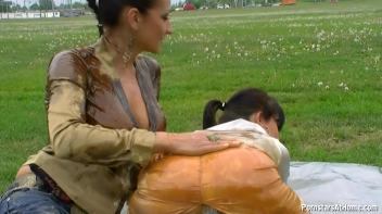 Two Honies Have A Honey Picnic Screencap 54 on www.sinx.com