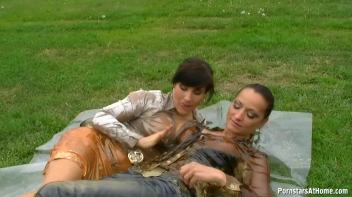 Two Honies Have A Honey Picnic Screencap 71 on www.sinx.com