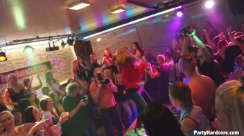 Party Hardcore Gone Crazy Vol. 33 Part 1 - Cam 2 Screencap 20 on www.sinx.com