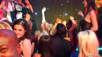 Pussy Casino Part 2 - Cam 1 Screencap 89 on www.sinx.com