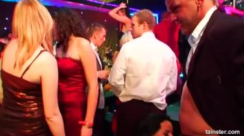 Pussy Casino Part 2 - Cam 1 Screencap 93 on www.sinx.com