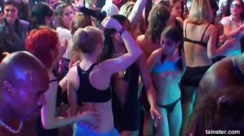 Pump It Up Part 5 - Main Edit Screencap 33 on www.sinx.com