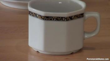 Proper Housewife Pussy and Piss Play! Screencap 79 on www.sinx.com