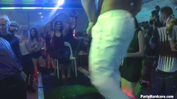 Party Hardcore Gone Crazy Vol. 32 Part 5 - Cam 1 Screencap 56 on www.sinx.com