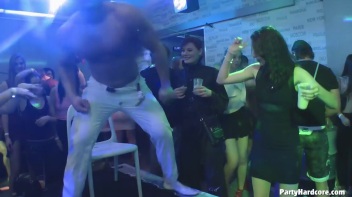 Party Hardcore Gone Crazy Vol. 32 Part 5 - Cam 1 Screencap 61 on www.sinx.com