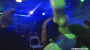 Party Hardcore Gone Crazy Vol. 32 Part 5 - Cam 1 Screencap 64 on www.sinx.com