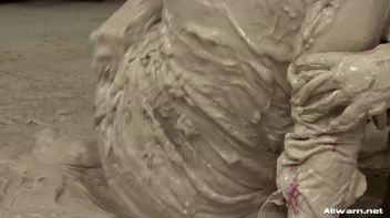 Doused in Wet Cement Screencap 38 on www.sinx.com