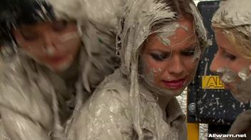 Doused in Wet Cement Screencap 39 on www.sinx.com