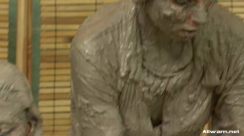 Doused in Wet Cement Screencap 48 on www.sinx.com