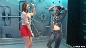 Young and flexible chicks getting wet Screencap 44 on www.sinx.com