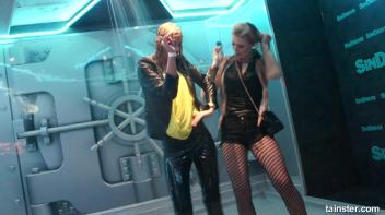 Young and flexible chicks getting wet Screencap 58 on www.sinx.com