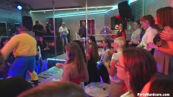 Party Hardcore Gone Crazy Vol. 30 Part 1 - Cam 2 Screencap 44 on www.sinx.com