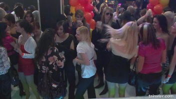 Gash Gamblers Part 5 - Cam 3 Screencap 10 on www.sinx.com