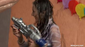 Eurobabe Oil Splatter! Screencap 84 on www.sinx.com