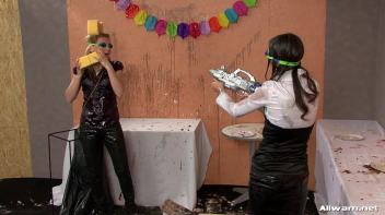 Eurobabe Oil Splatter! Screencap 40 on www.sinx.com