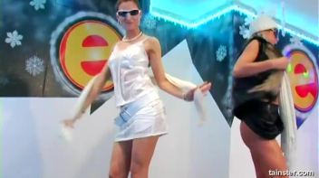 Pussy Blizzard Part 4 Shower Cam Screencap 3 on www.sinx.com