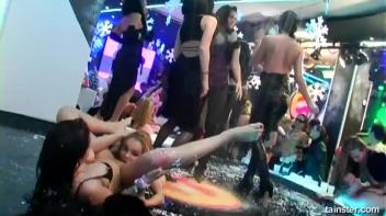 Pussy Blizzard Part 4 Shower Cam Screencap 56 on www.sinx.com