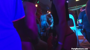 Party Hardcore Gone Crazy Vol. 36 Part 5 - Cam 2 Screencap 49 on www.sinx.com