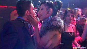 Pussy Casino Part 1 - Cam 3 Screencap 55 on www.sinx.com