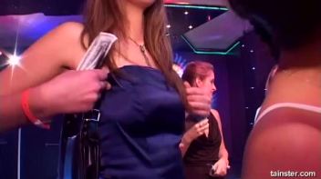 Pussy Casino Part 1 - Cam 3 Screencap 45 on www.sinx.com