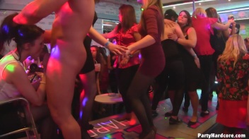 Party Hardcore Gone Crazy Vol. 10 Part 4 - Cam 3 Screencap 61 on www.sinx.com