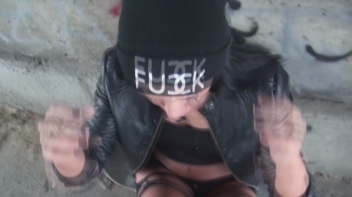 Versautes Punkgirl Screencap 89 on www.sinx.com