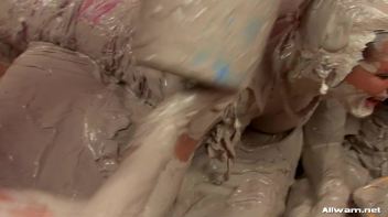 From Classy To Trashy Screencap 97 on www.sinx.com