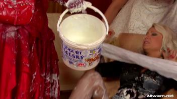 From Classy To Trashy Screencap 27 on www.sinx.com