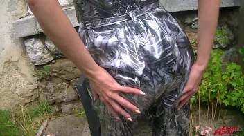 Pants Pissing Solo Slut Screencap 1 on www.sinx.com