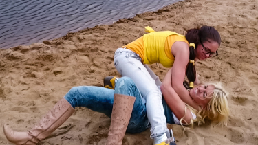 Latest deal - Jewelery Theft Has A Way Of Coming Between Friends!