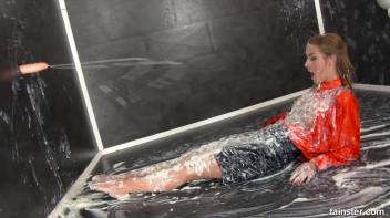 Join the white mess game Screencap 105 on www.sinx.com