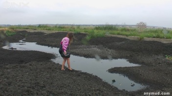 Spoilt Brat Loses It And Falls Into Muddy Puddle - Cam 1 Screencap 5 on www.sinx.com