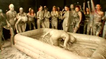 Mud Thirsty Mob Of Honies Screencap 84 on www.sinx.com