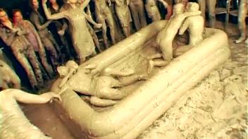 Mud Thirsty Mob Of Honies Screencap 91 on www.sinx.com