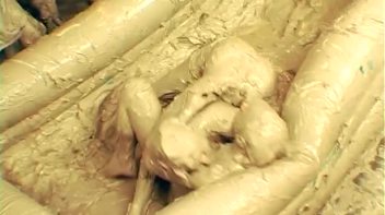 Mud Thirsty Mob Of Honies Screencap 92 on www.sinx.com