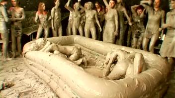 Mud Thirsty Mob Of Honies Screencap 93 on www.sinx.com