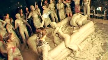 Mud Thirsty Mob Of Honies Screencap 95 on www.sinx.com