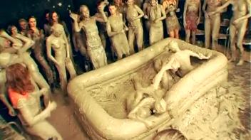 Mud Thirsty Mob Of Honies Screencap 96 on www.sinx.com