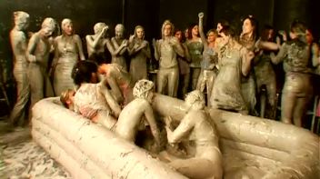 Mud Thirsty Mob Of Honies Screencap 33 on www.sinx.com