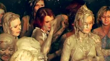 Mud Thirsty Mob Of Honies Screencap 34 on www.sinx.com